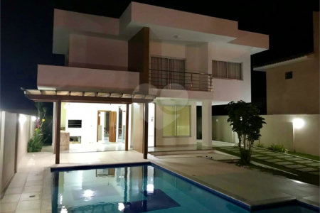 Casa à venda com 3 quartos, sendo 1 suíte, em Outerio da Glória, Porto Seguro, BA