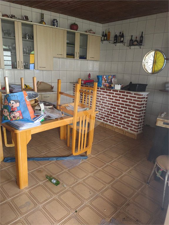 Casa à venda com 3 quartos em Horto, São Paulo, SP