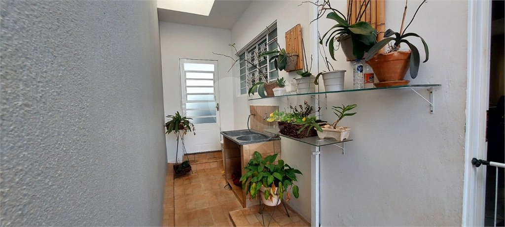Casa à venda com 5 quartos, sendo 1 suíte, em Jardim Santa Paula, São Carlos, SP