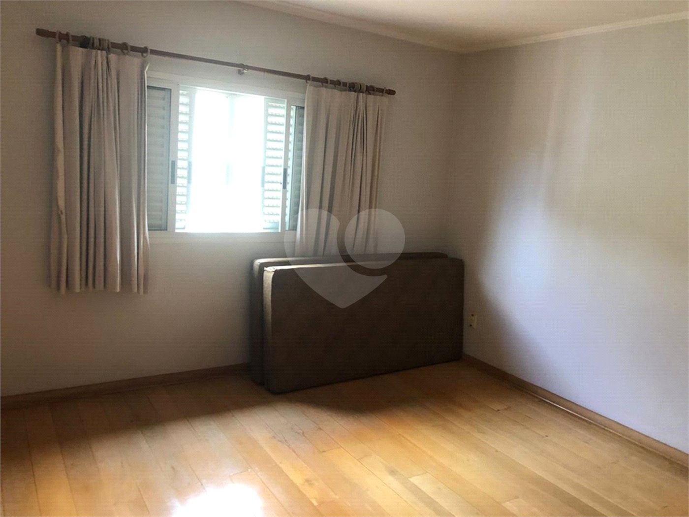 Casa para venda no Condomínio Parque Faber 1