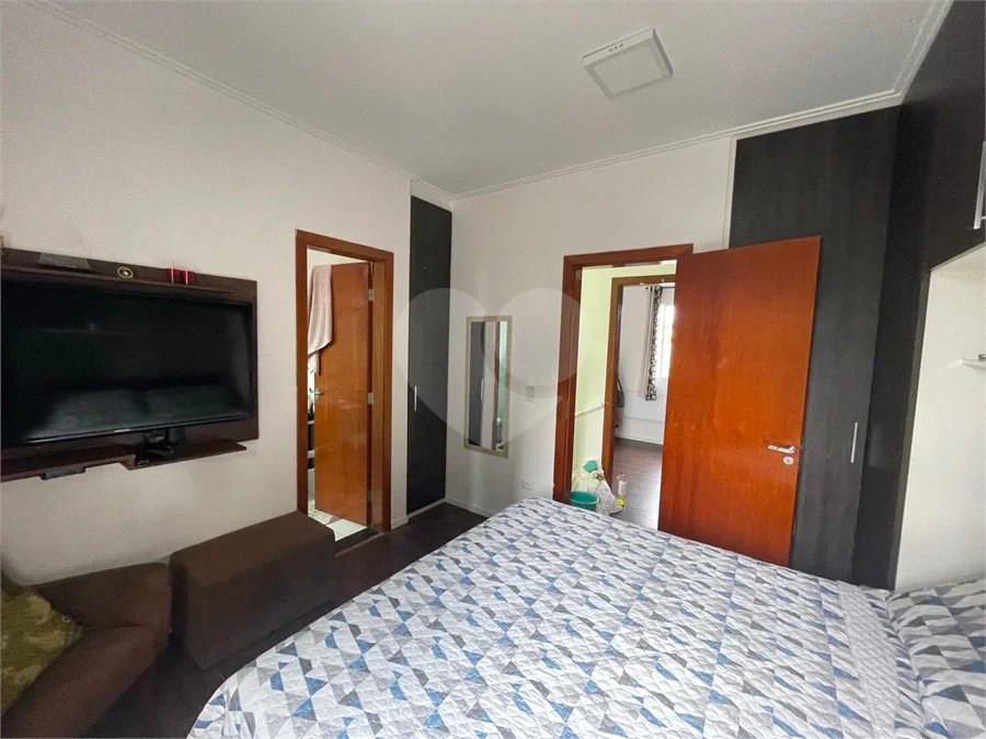 Casa à venda com 2 suítes no condomínio Cotia, Cotia - SP
