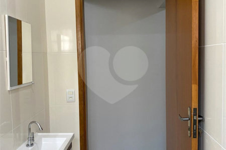 Casa à venda com 3 quartos, sendo 1 suíte, em Jardim Márcia, Suzano, SP