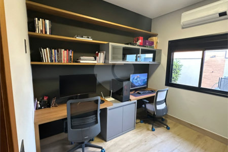 Casa à venda com 3 quartos, sendo 1 suíte, no condomínio Residencial Evidências, Indaiatuba - SP
