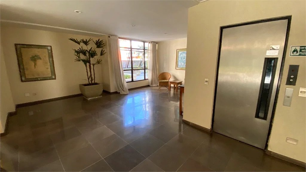 Apartamento à venda com 3 suítes em Vila Andrade, São Paulo, SP