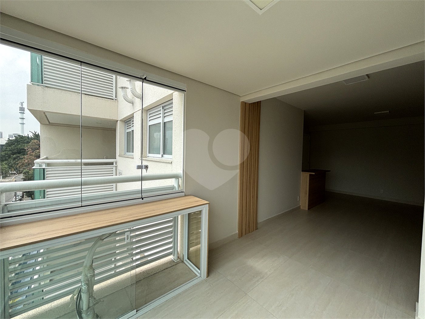 Apartamento à venda ou para alugar com 2 quartos, sendo 1 suíte, em Barra Funda, São Paulo, SP