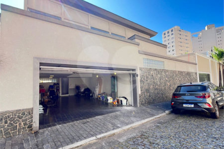 Sobrado à venda com 4 quartos, sendo 1 suíte, em Santana, São Paulo, SP