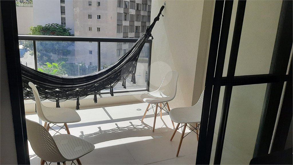Apartamento para locação 45m2 na Bela Vista 2 dormitórios 1 vaga Próximo à Av. Paulista