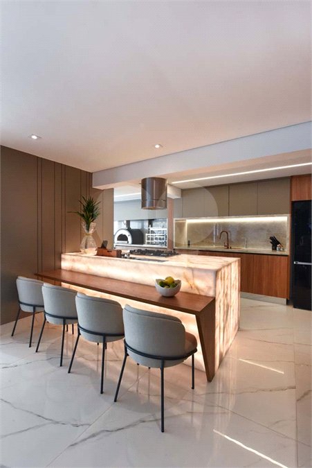 Apartamento à venda com 4 suítes em Vila Mariana, São Paulo, SP