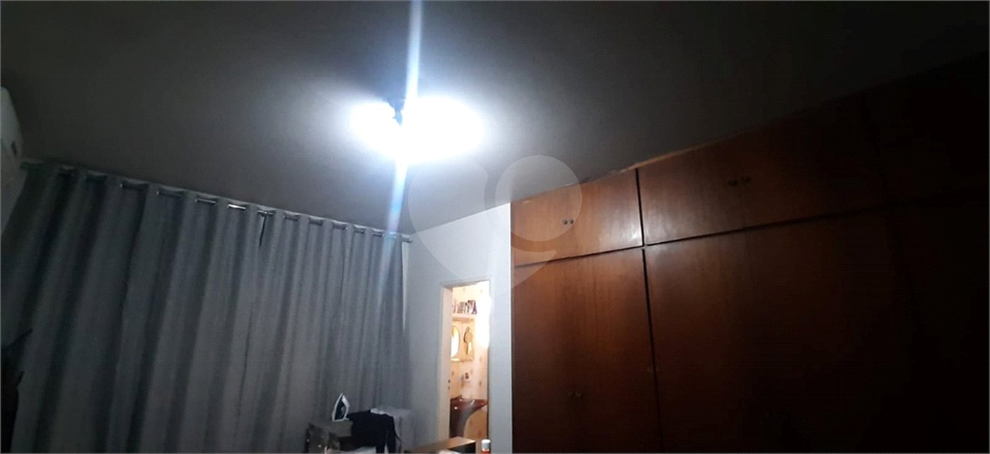 Sobrado no Jardim São Carlos.