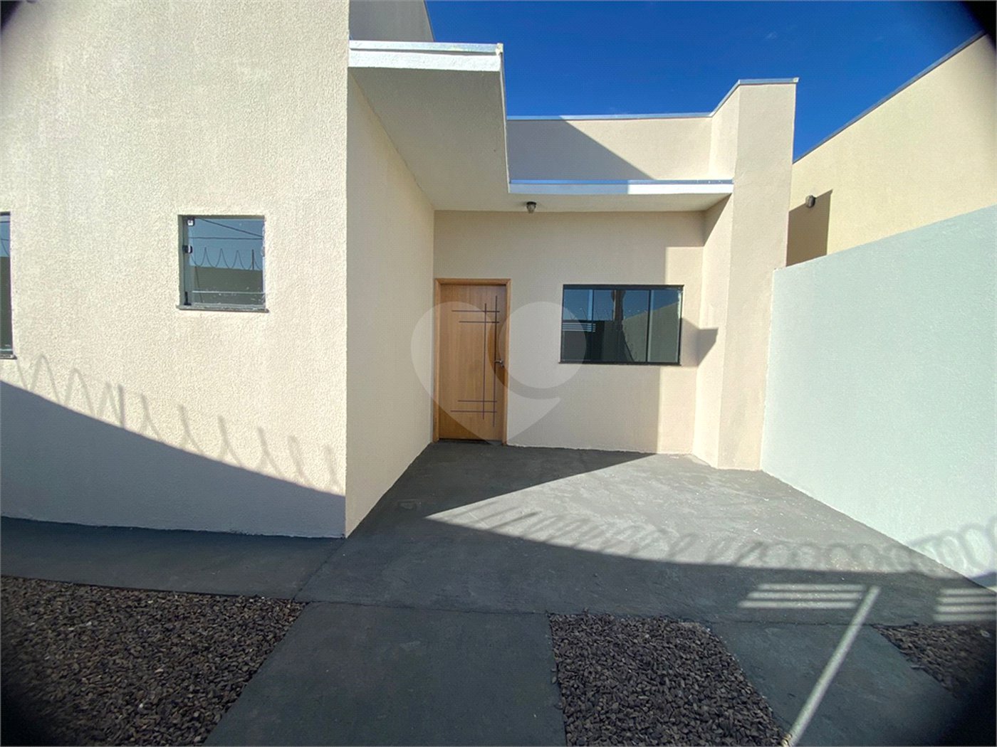 Casa à venda com 2 quartos, sendo 1 suíte, em Ipê, Três Lagoas, MS