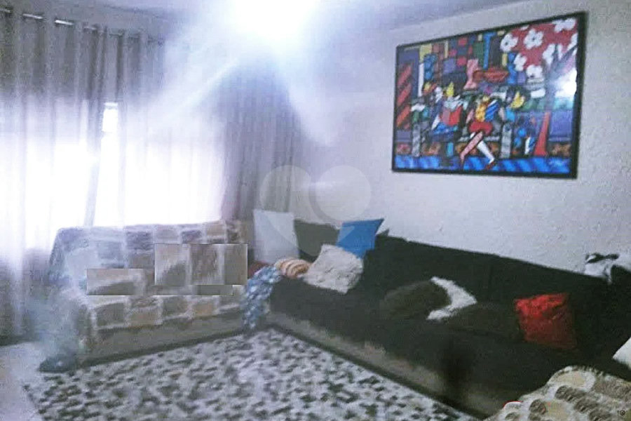 Sobrado à venda com 4 quartos, sendo 3 suítes, em Vila Nova Cachoeirinha, São Paulo, SP