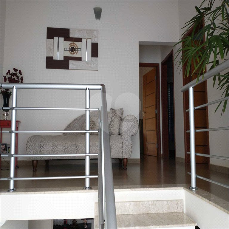 Casa para alugar com 3 quartos, sendo 1 suíte, no condomínio Portal dos Ipês, Indaiatuba - SP