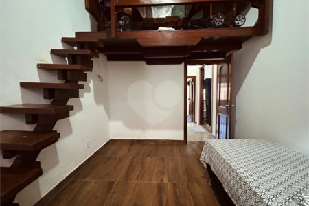 Casa à venda com 3 quartos, sendo 1 suíte, em Campinho, Porto Seguro, BA