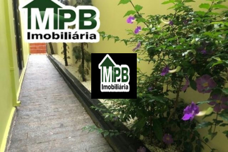 Sobrado à venda com 4 quartos, sendo 2 suítes, em Jardim Pagliato, Sorocaba, SP