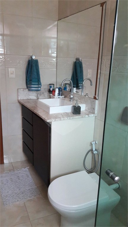 Casa à venda com 3 quartos, sendo 2 suítes, no condomínio Itatitara, Rio de Janeiro - RJ
