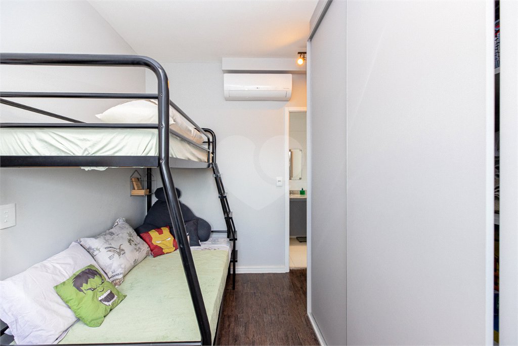 Apartamento à venda com 3 quartos, sendo 1 suíte,  em Chácara Flora, São Paulo, SP