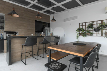 Duplex à venda com 4 quartos, sendo 3 suítes, em Bosque da Saúde, São Paulo, SP