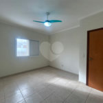 Casa à venda com 4 quartos, sendo 1 suíte,  no condomínio Lago da Boa Vista, Sorocaba - SP