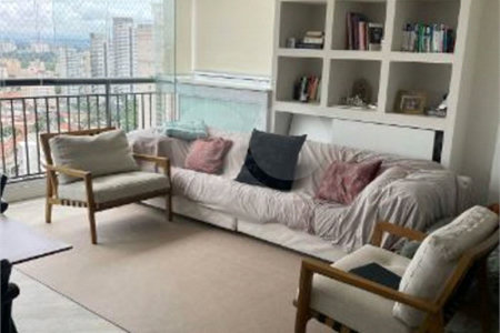 Apartamento à venda com 4 quartos, sendo 1 suíte,  em Parque São Jorge, São Paulo, SP