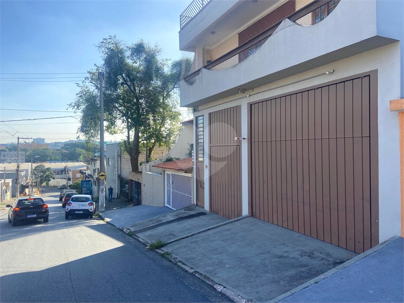 Sobrado à venda com 3 quartos, sendo 1 suíte,  em Jardim Selma Helena, Poá, SP