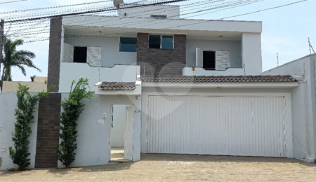 Sobrado à venda com 4 quartos, sendo 1 suíte, em Jardim Cardinalli, São Carlos, SP
