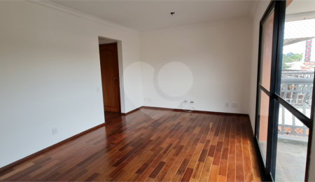 Apartamento para alugar com 3 quartos, sendo 1 suíte,  em Chácara Santo Antônio, São Paulo, SP