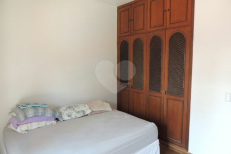 Casa à venda com 4 quartos em Bosque, Vinhedo, SP