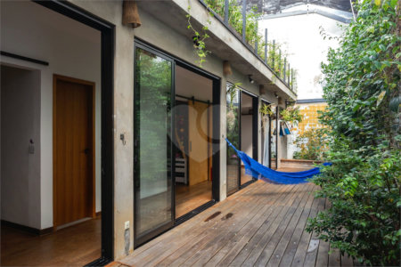 Casa Térrea à venda com 3 quartos, sendo 2 suítes,  em Vila Ipojuca, São Paulo, SP