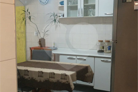 Sobrado à venda com 3 quartos em Parada Inglesa, São Paulo, SP