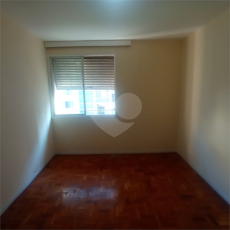 Apartamento à venda com 3 quartos, sendo 1 suíte, em Pinheiros, São Paulo, SP