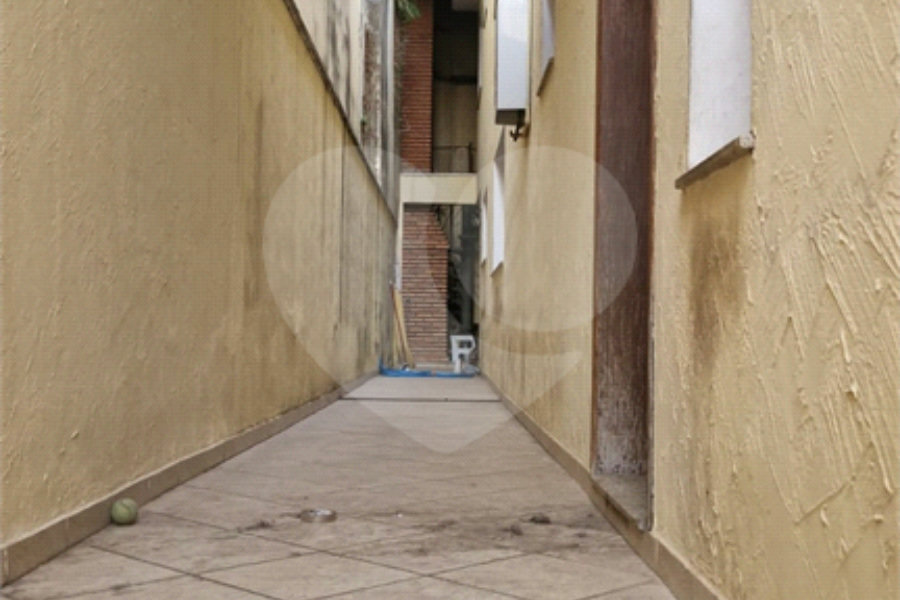 Sobrado à venda com 4 quartos, sendo 1 suíte, em Vila Guilherme, São Paulo, SP