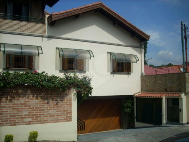 Sobrado à venda com 4 quartos, sendo 2 suítes, em Tremembé, São Paulo, SP
