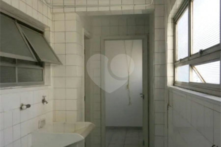 Apartamento à venda com 3 quartos, sendo 1 suíte, em Jardim Paulista, São Paulo, SP