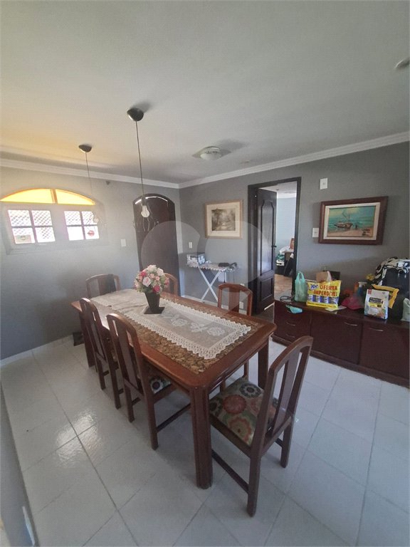 Casa à venda com 5 quartos, sendo 4 suítes, em Campo Grande, Rio de Janeiro, RJ