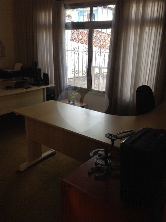 Sobrado à venda com 4 quartos, sendo 1 suíte, em Jardim Celeste, São Paulo, SP