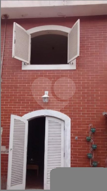 Sobrado à venda com 3 quartos, sendo 1 suíte, em Tremembé, São Paulo, SP