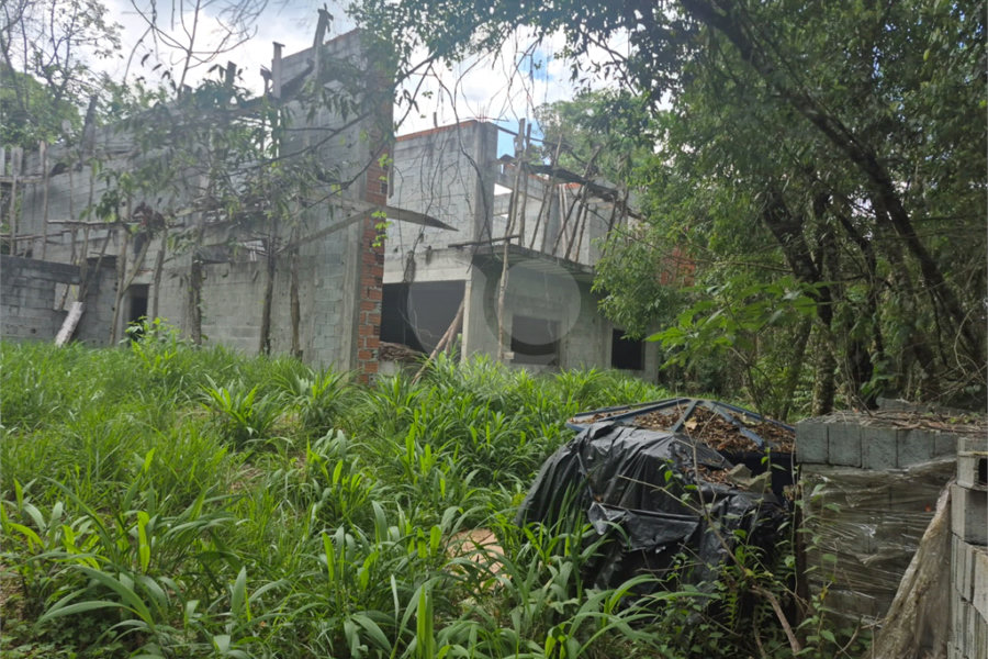 Terreno à venda no condomínio Alpes da Cantareira, Mairiporã - SP