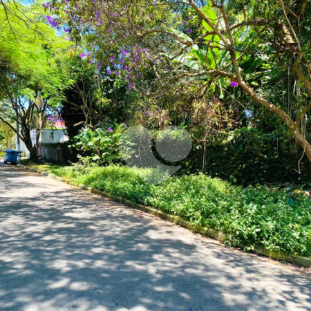 Terreno à venda em Interlagos, São Paulo, SP