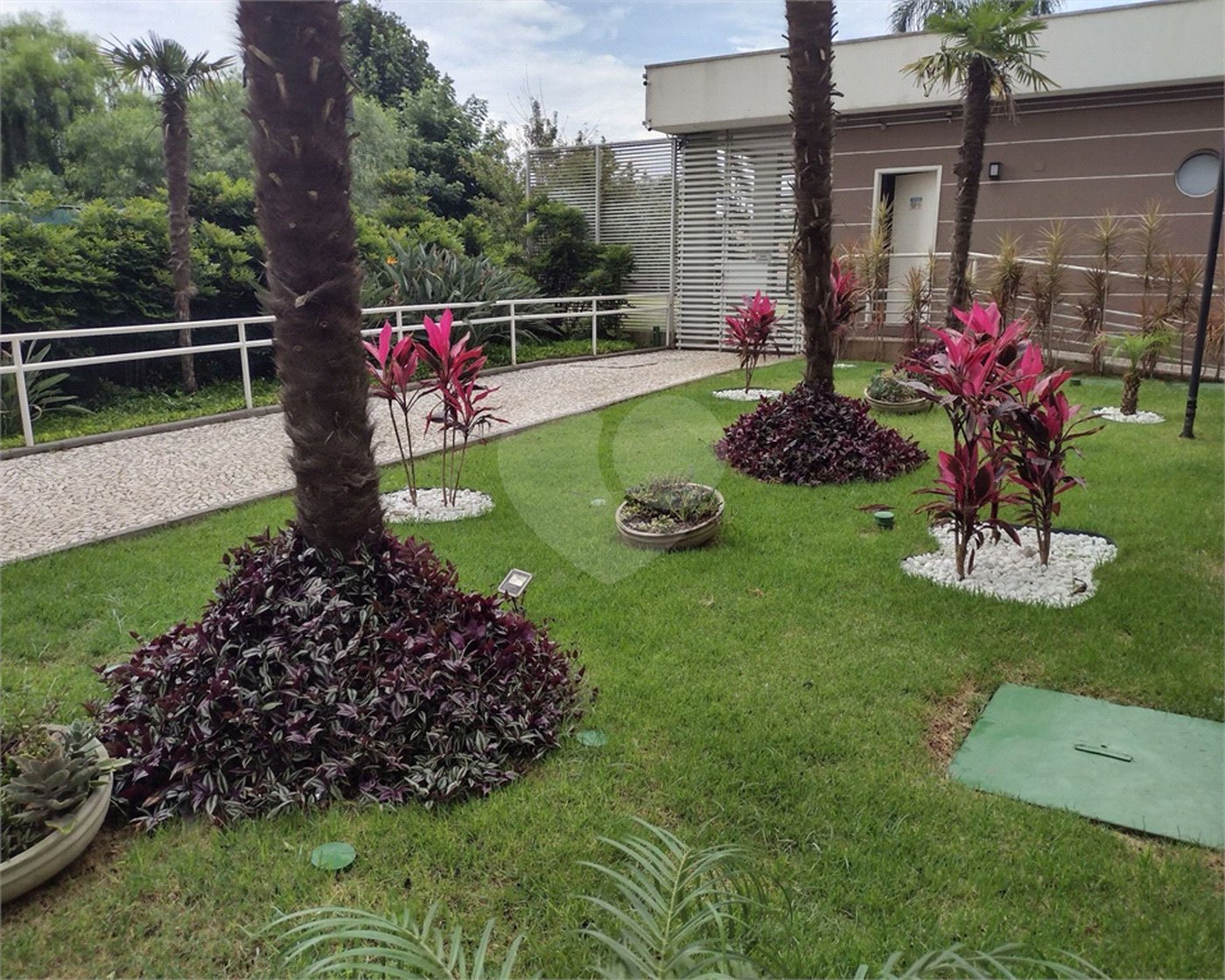 Apartamento à venda com 2 quartos, sendo 1 suíte, em Ponte Grande, Guarulhos, SP