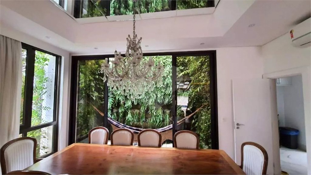 Casa à venda com 3 suítes no condomínio Metropolitan, São Paulo - SP