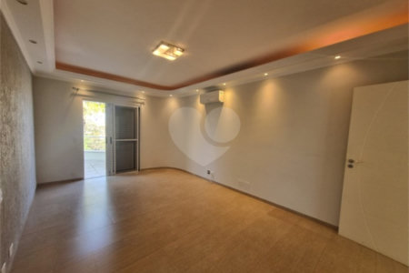 Casa à venda com 3 suítes no condomínio Residencial Terras de Vinhedo, Vinhedo - SP
