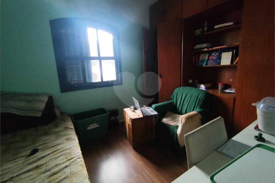 Sobrado à venda com 4 quartos, sendo 2 suítes,  em Tremembé, São Paulo, SP