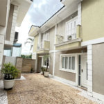 Casa à venda com 3 quartos, sendo 1 suíte, no condomínio Villagio Tramway, São Paulo - SP