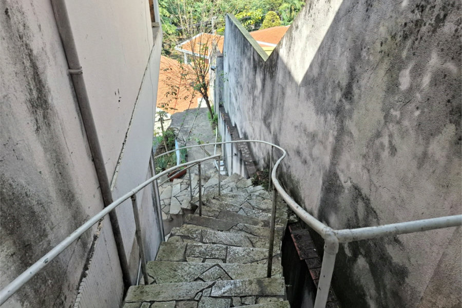 Casa à venda com 4 quartos, sendo 3 suítes, em Jardim São Bento, São Paulo, SP