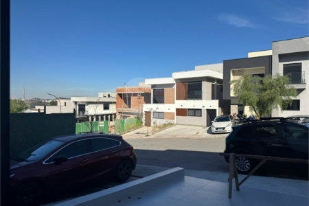 Casa à venda com 3 suítes no condomínio Residencial The Square Village, Cotia - SP