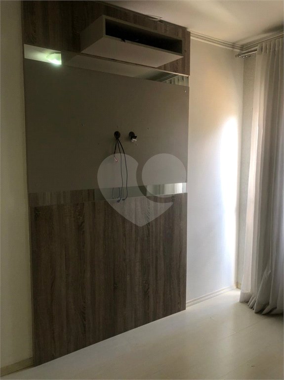 Casa à venda ou para alugar com 4 quartos, sendo 1 suíte, no condomínio Village Jardim Versailles, Jundiaí - SP