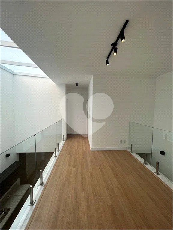 Casa à venda com 3 suítes no condomínio Quinta das Parreiras, Valinhos - SP
