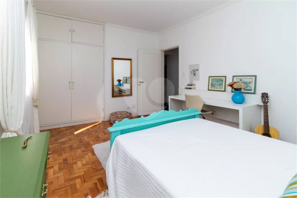 Apartamento para alugar com 4 quartos, sendo 1 suíte, em Perdizes, São Paulo, SP