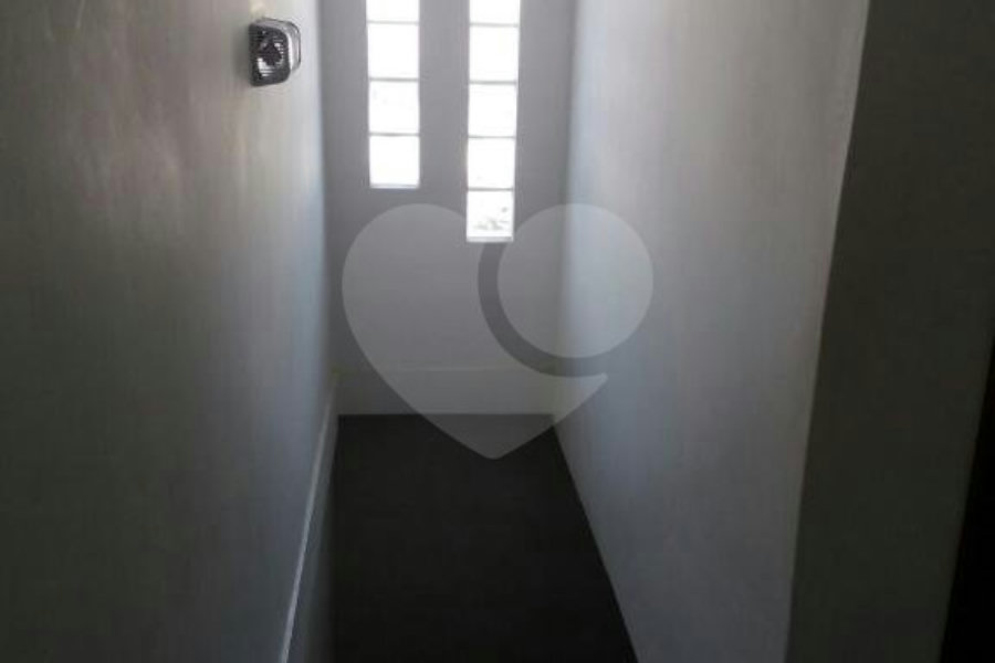 Sobrado à venda com 3 quartos, sendo 1 suíte,  em Jardim do Papai, Guarulhos, SP