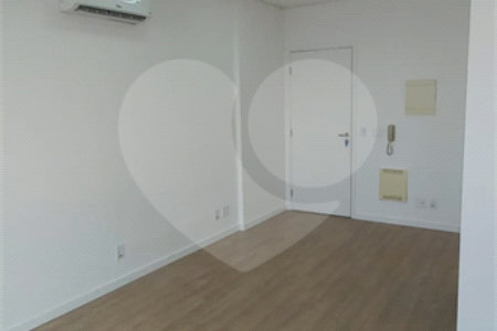 Sala à venda em Baeta Neves, São Bernardo do Campo, SP
